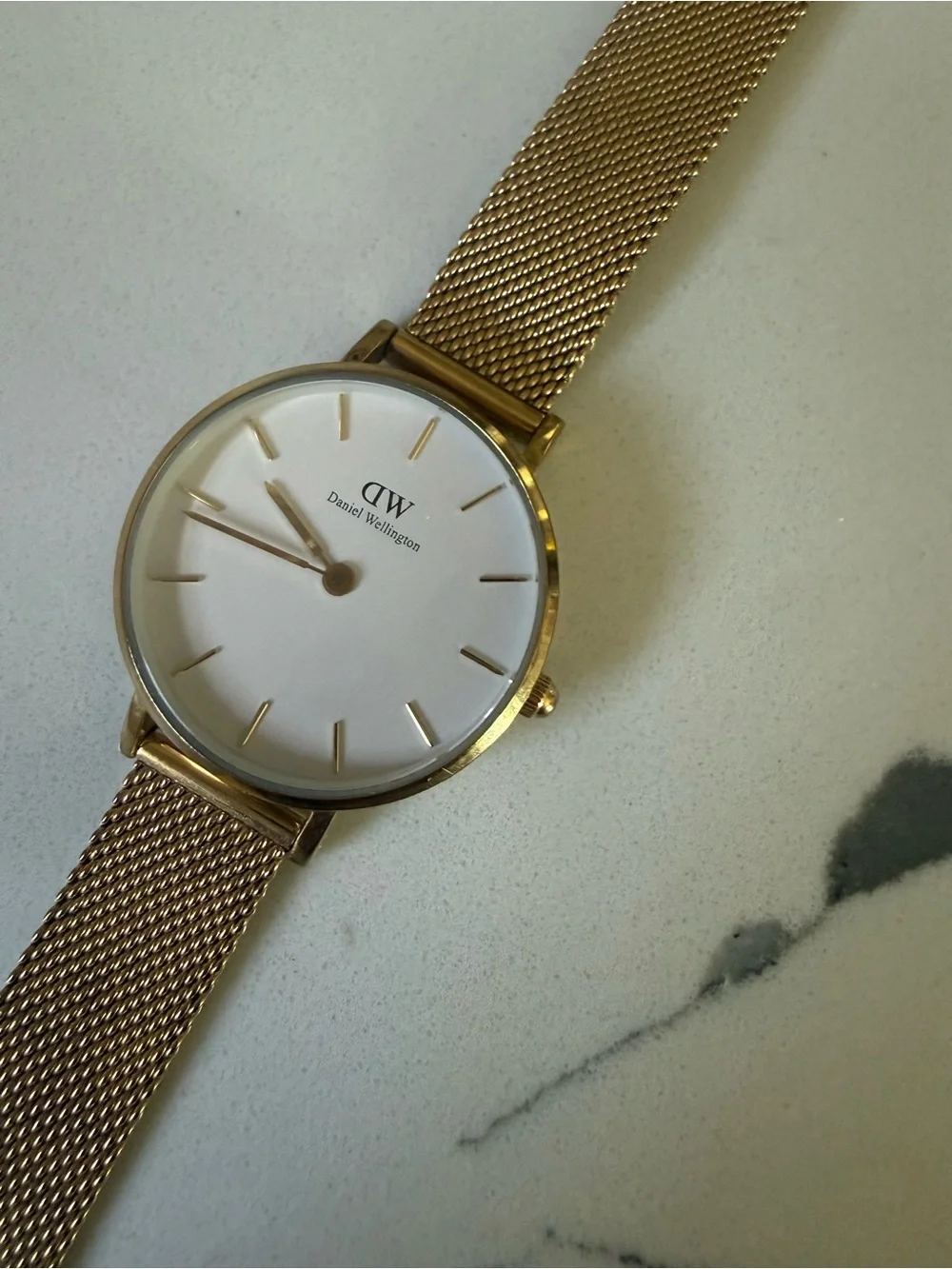 Daniel Wellington White Dial Gold Mesh Watch